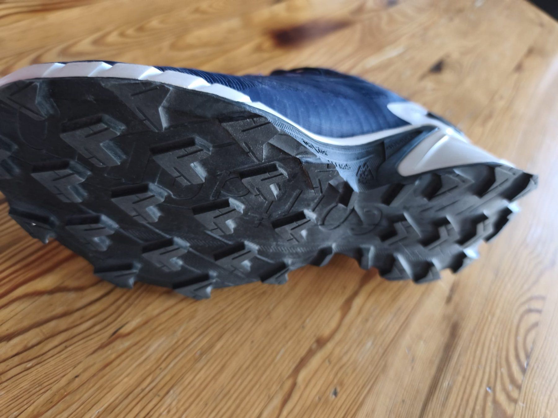 Salomon Scarpe da donna: Salmon Supercross 37 1/3 – Nuovo (secondo la descrizione) da Sirnach venduto da Doneen 1