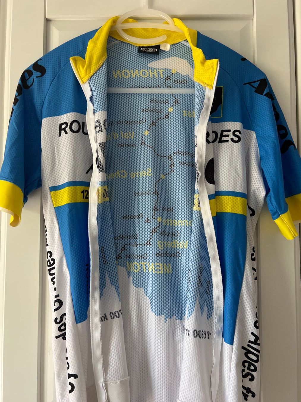 Canottiere & Pantaloni: LA MODE DU SPORT Maillot de cyclisme taille L – Usato da Cossonay-ville venduto da Super-Price-Quality 5