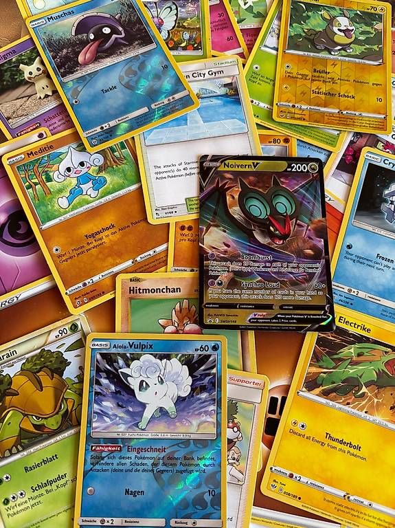 Giochi: 33 Pokémon Karten – Usato da Kreuzlingen venduto da Brauni2010