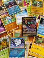 33 Pokémon Karten