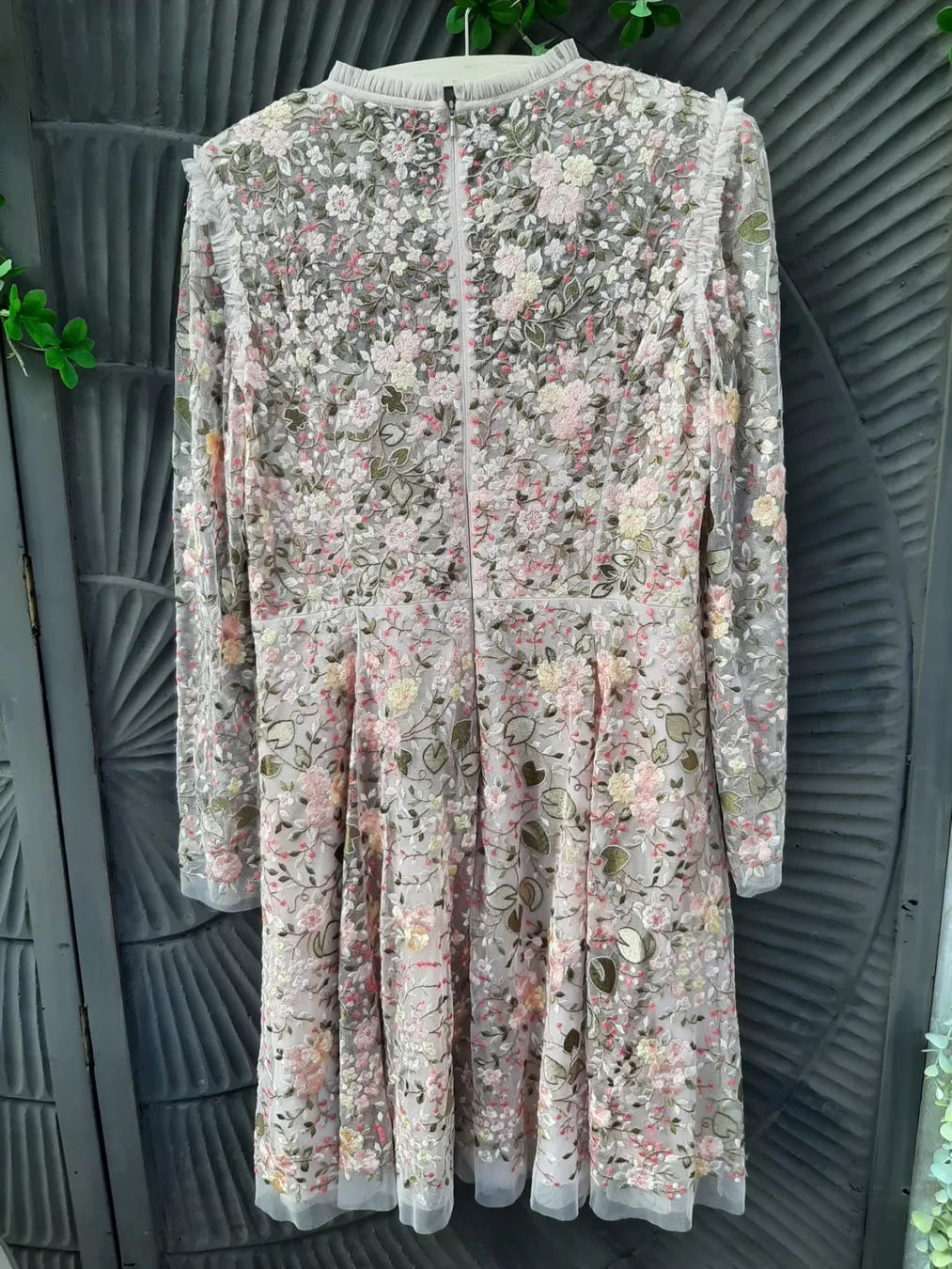 Kleider: Luxus Kleid Needle & Thread – Neu (gemäss Beschreibung) aus Bern von Preloved_NILE_4.Sale 3