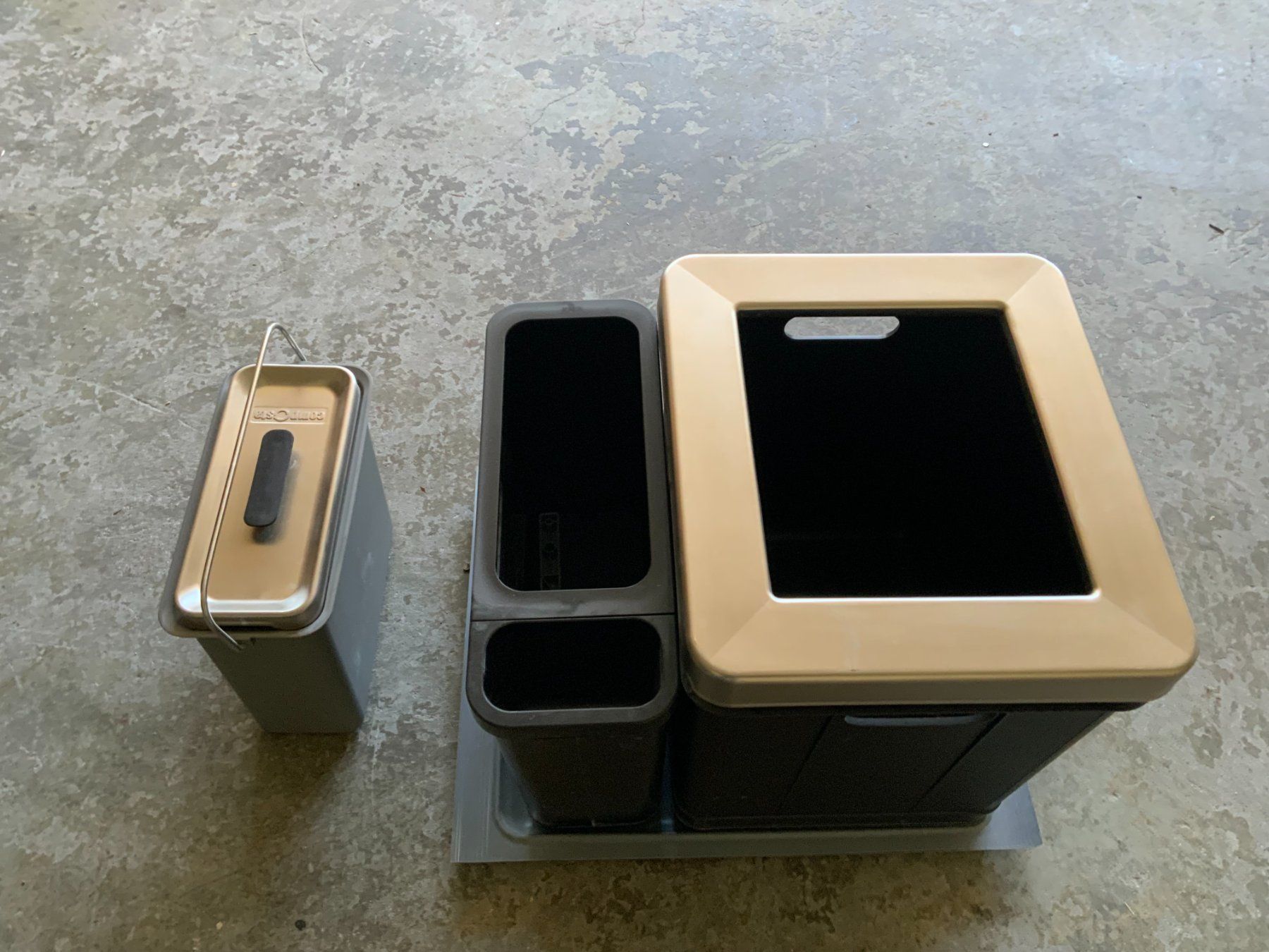 Müllex Poubelles: Müllex Abfalleimer – D'occasion à Pragg-Jenaz par Whitelion1 2