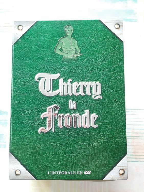 DVD THIERRY LA FRONDE COMME NEUF épisodes 1 et 2