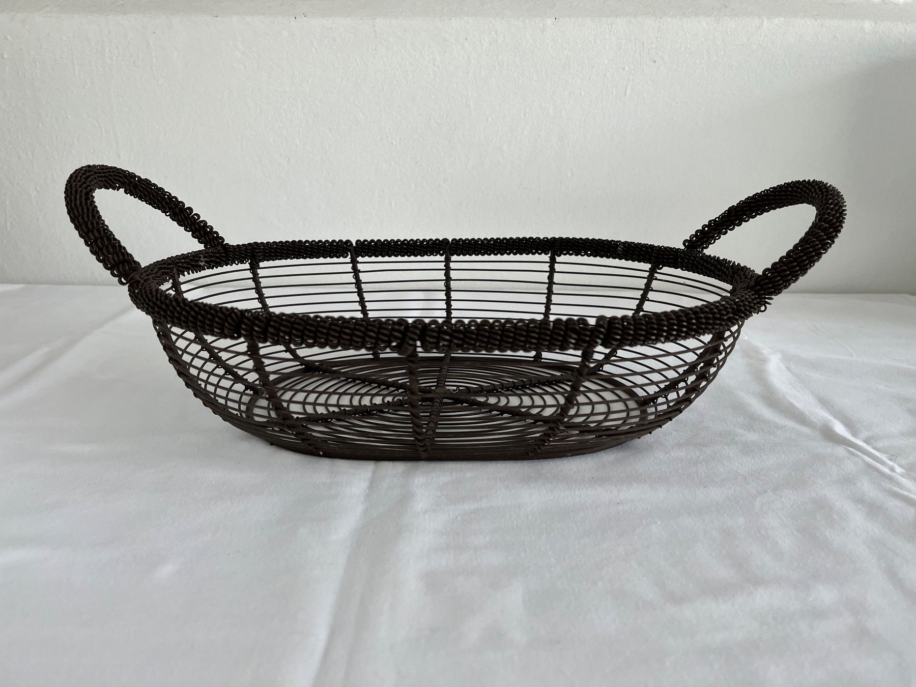 Tutte le decorazioni: Schale mit Griff aus Metall – Usato da Wetzikon ZH venduto da seli03 4