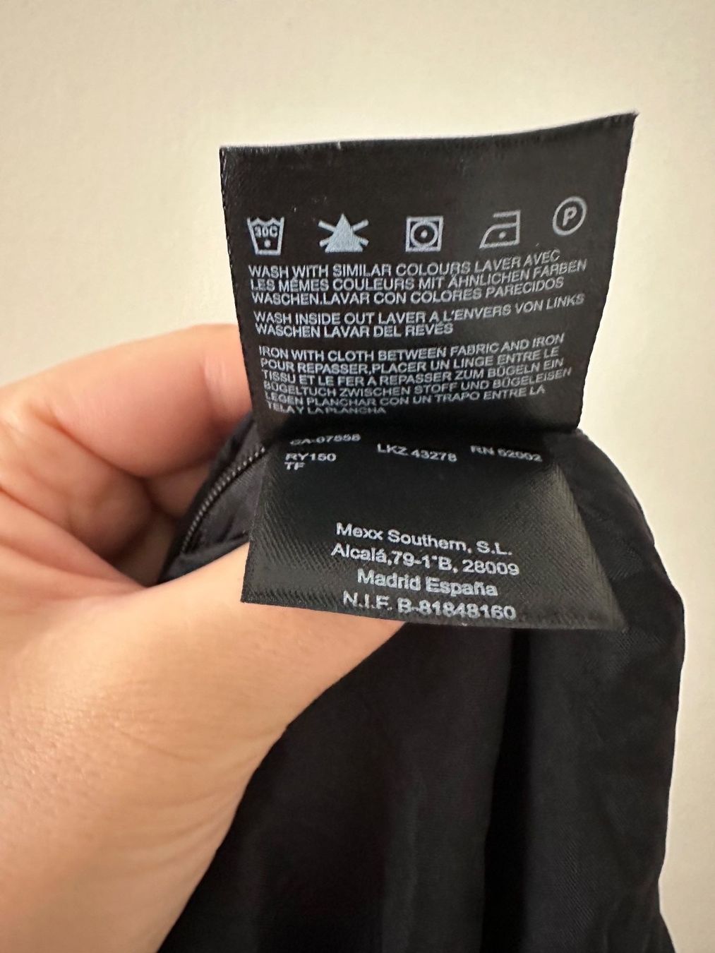 Mexx Vestiti: Mexx Cocktailkleid schwarz – Usato da Trimbach venduto da Goldchild_8 7