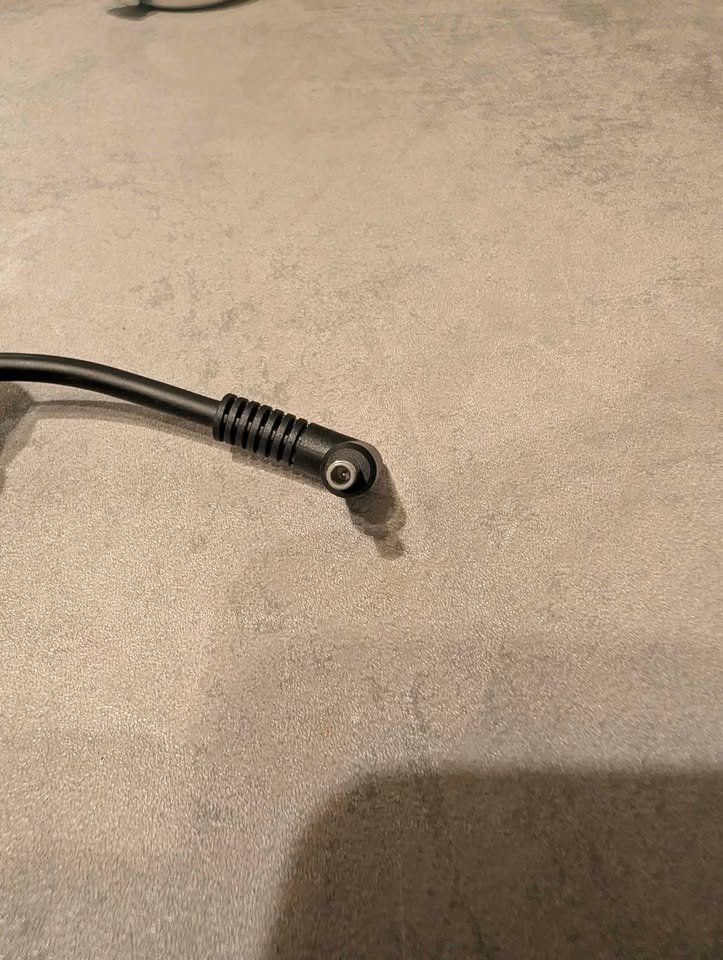 Caricabatterie: Chargeur HP Original 230W – Usato da Lucens venduto da mal_vd9n 1