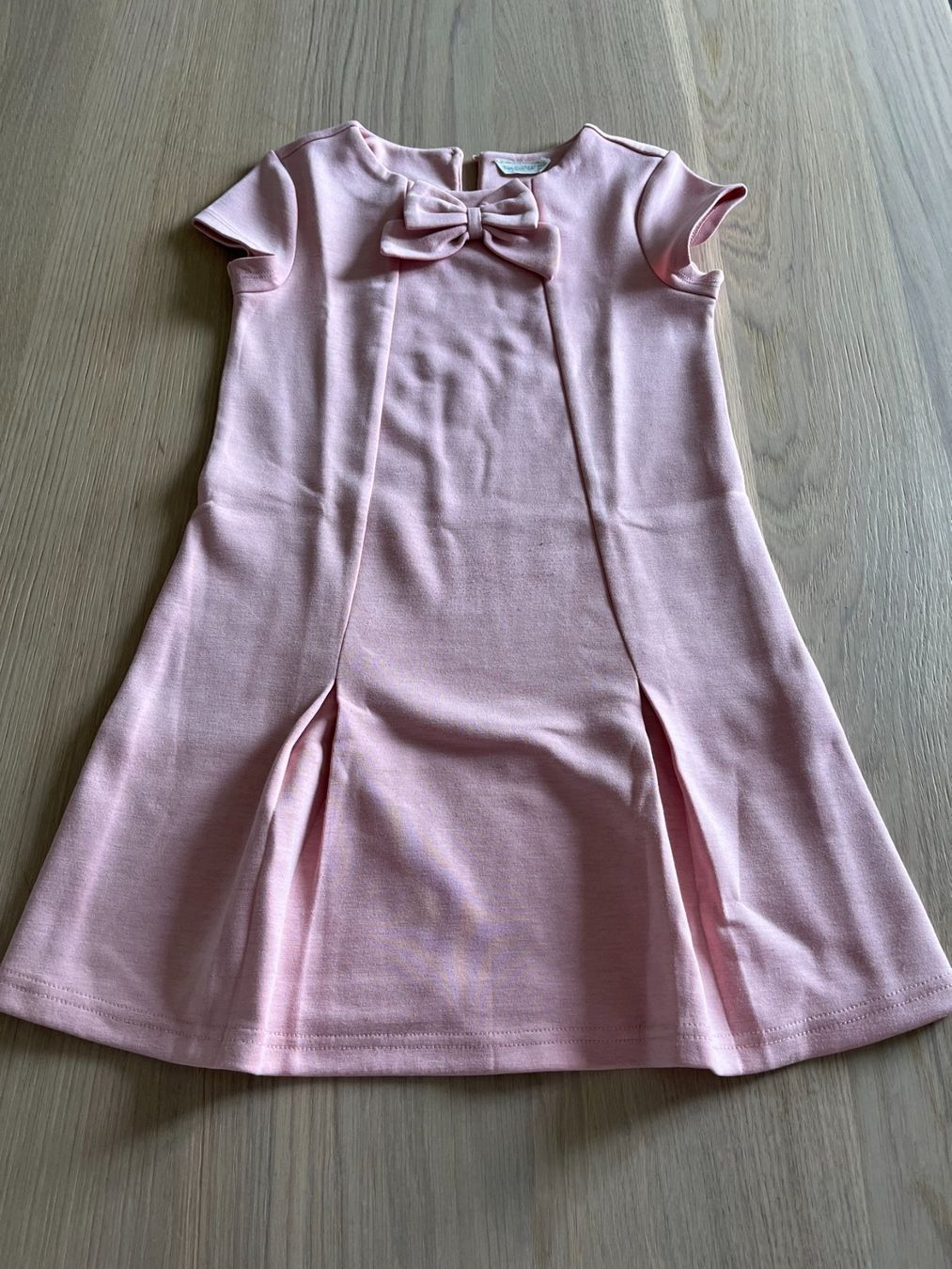 Vestiti & Gonne: Kleid rosa C&A Gr. 134 – Usato da Oberrieden venduto da mcl_g5vk