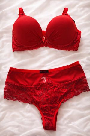 Ensemble Lingerie Rouge Passion - Neuf, taille M
