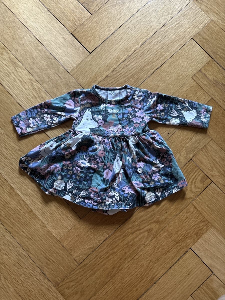 Vestiti & Gonne: Süsses Mumin Babykleid, Gr. 56 – Nuovo (secondo la descrizione) da Zürich venduto da lyd_lw8d