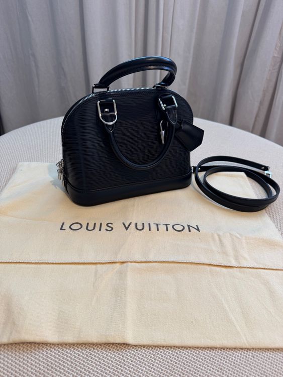 Louis Vuitton Borse da donna: Original Louis Vuitton Alma BB Epi Neuwertig – Usato da Buchs ZH venduto da hipsternut 5