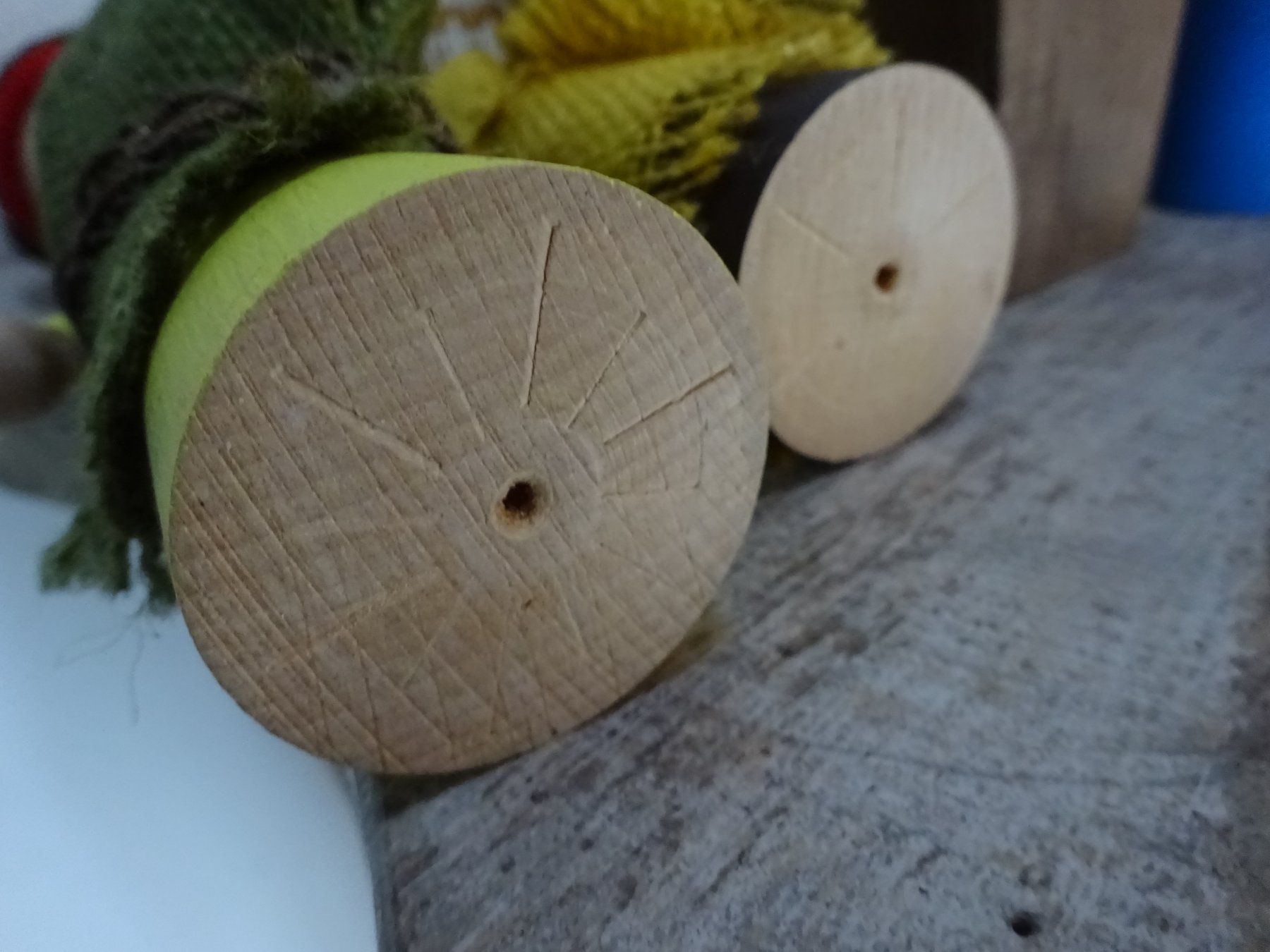 Alle Dekorationen: Krippe Holz / Modische Version – Gebraucht aus Oetwil am See von Senegal 7