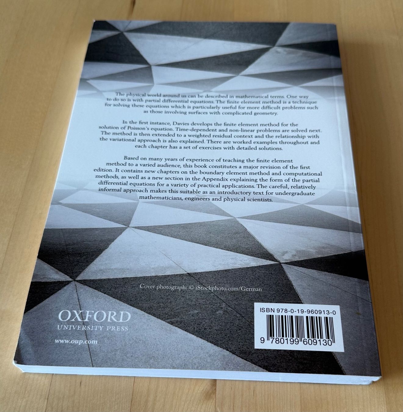Libri: Lehrbuch The Finite Element Method 2. Edition (Oxford) – Usato da Watt venduto da BOberland71 2
