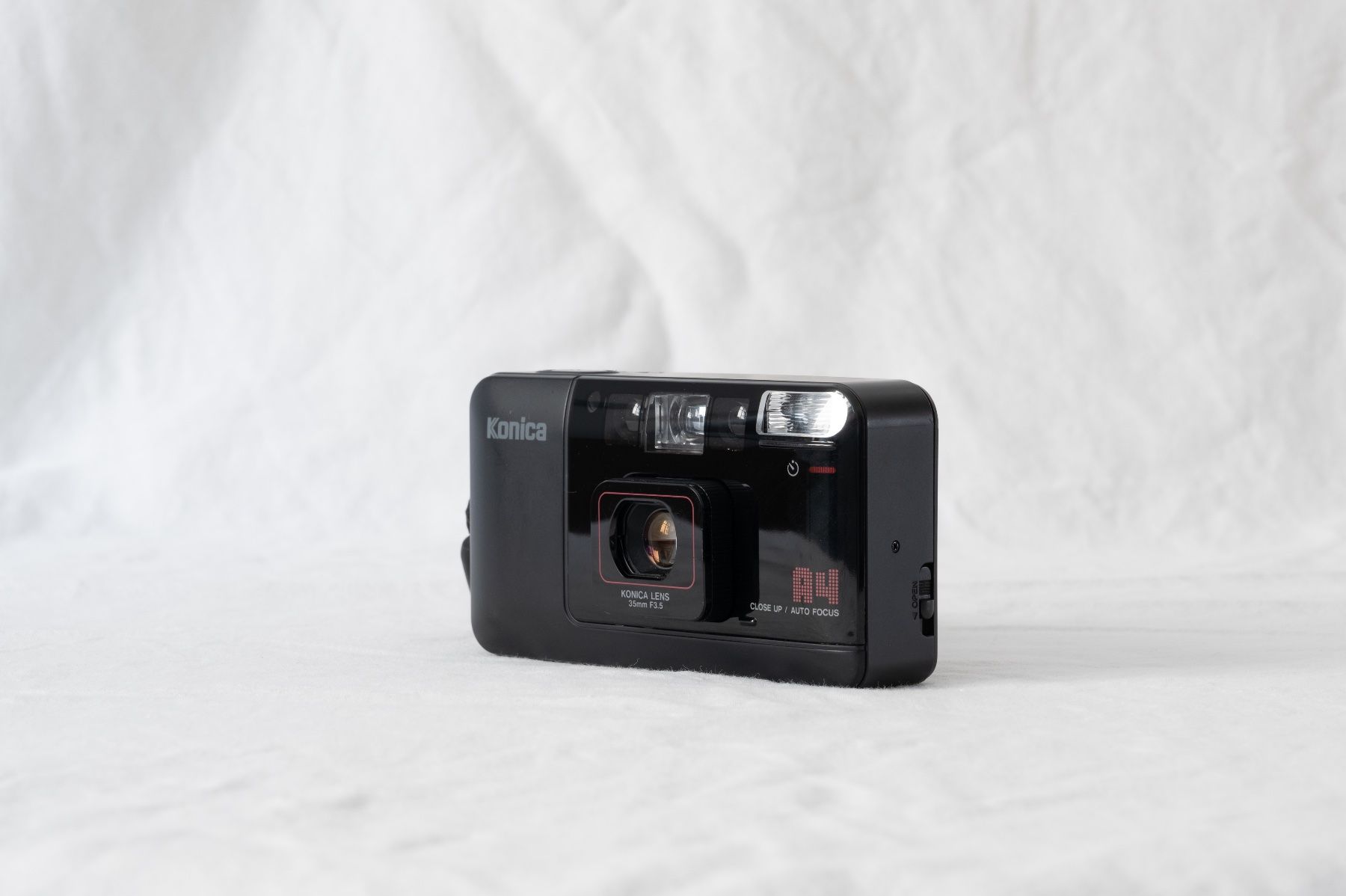 Konica Fotocamera: Konica A4 – Usato da Zürich venduto da nadiachrist 1
