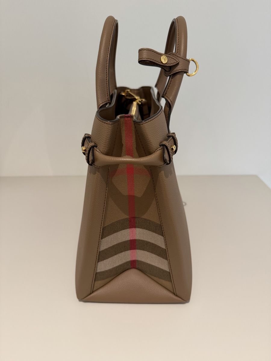 Burberry Borse da donna: Burberry Handtasche Leder Braun – Usato da Uster venduto da CDM96 1