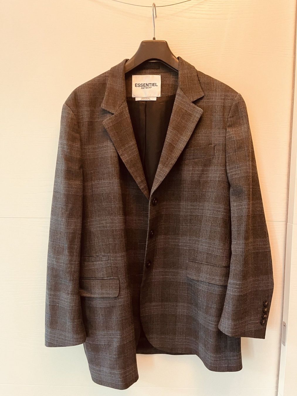 Essentiel Antwerp Jacken: ESSENTIEL ANTWERP oversize Karoblazer – Gebraucht aus Zürich von 4samsala 1