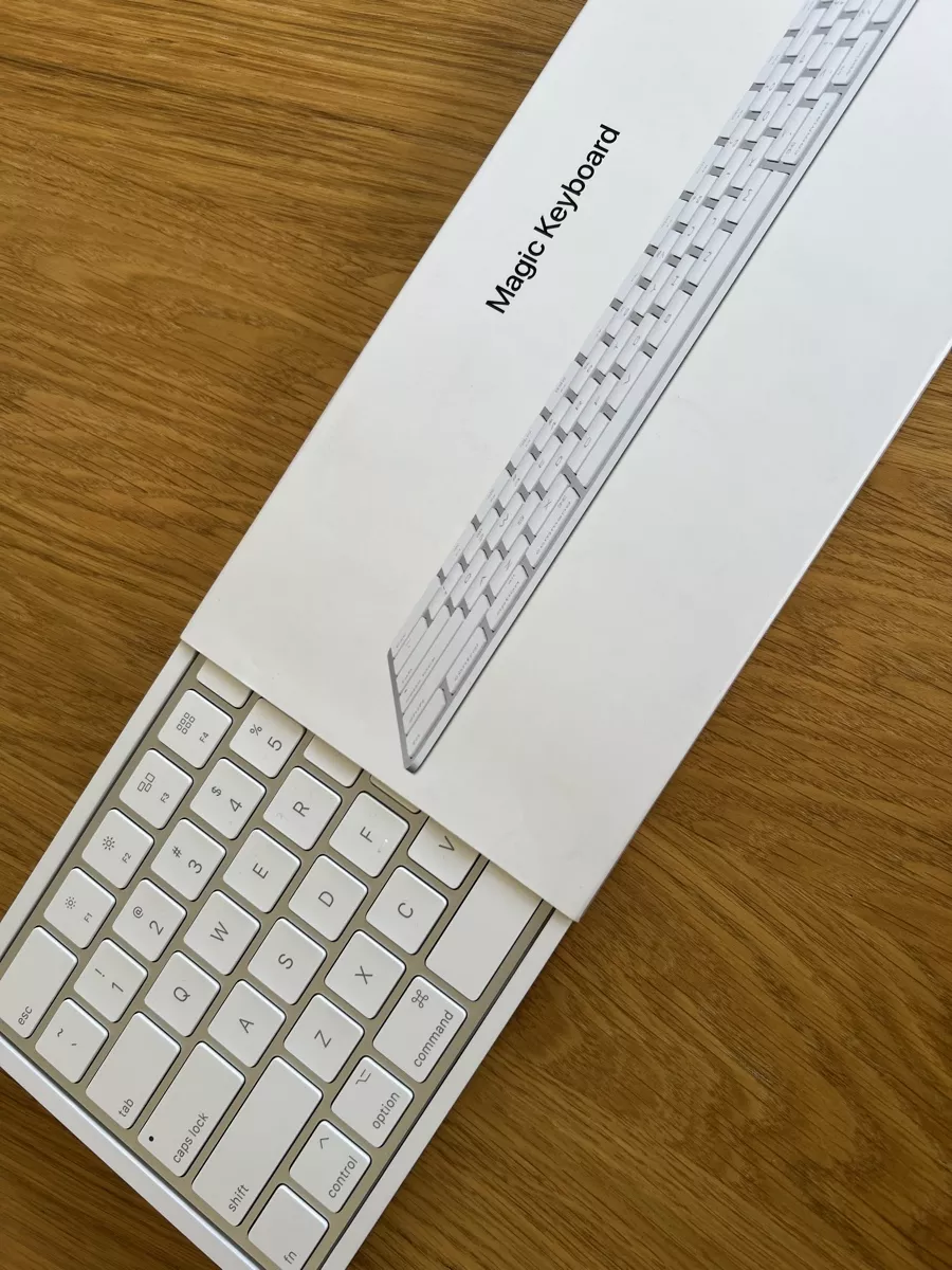 Apple Tastiere: Apple Magic Keyboard NEW – Nuovo e nell'imballaggio originale da Thalwil venduto da Seri_und_Vinz 2