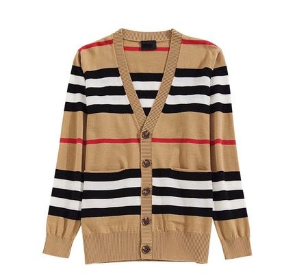😊Strickjacke von Manor / Gr. M/L **NEU**