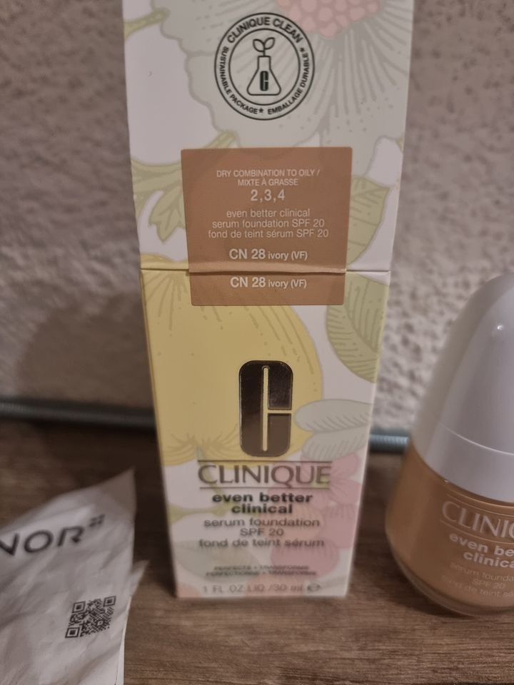 Clinique Make-up: CLINIQUE Serum Foundation CN28 – Nuovo e nell'imballaggio originale da Schübelbach venduto da chinchilla84 1
