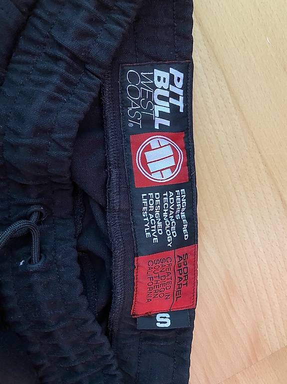 Pantaloni: Pitbull Shorts – Usato da Staufen venduto da Shapi 3
