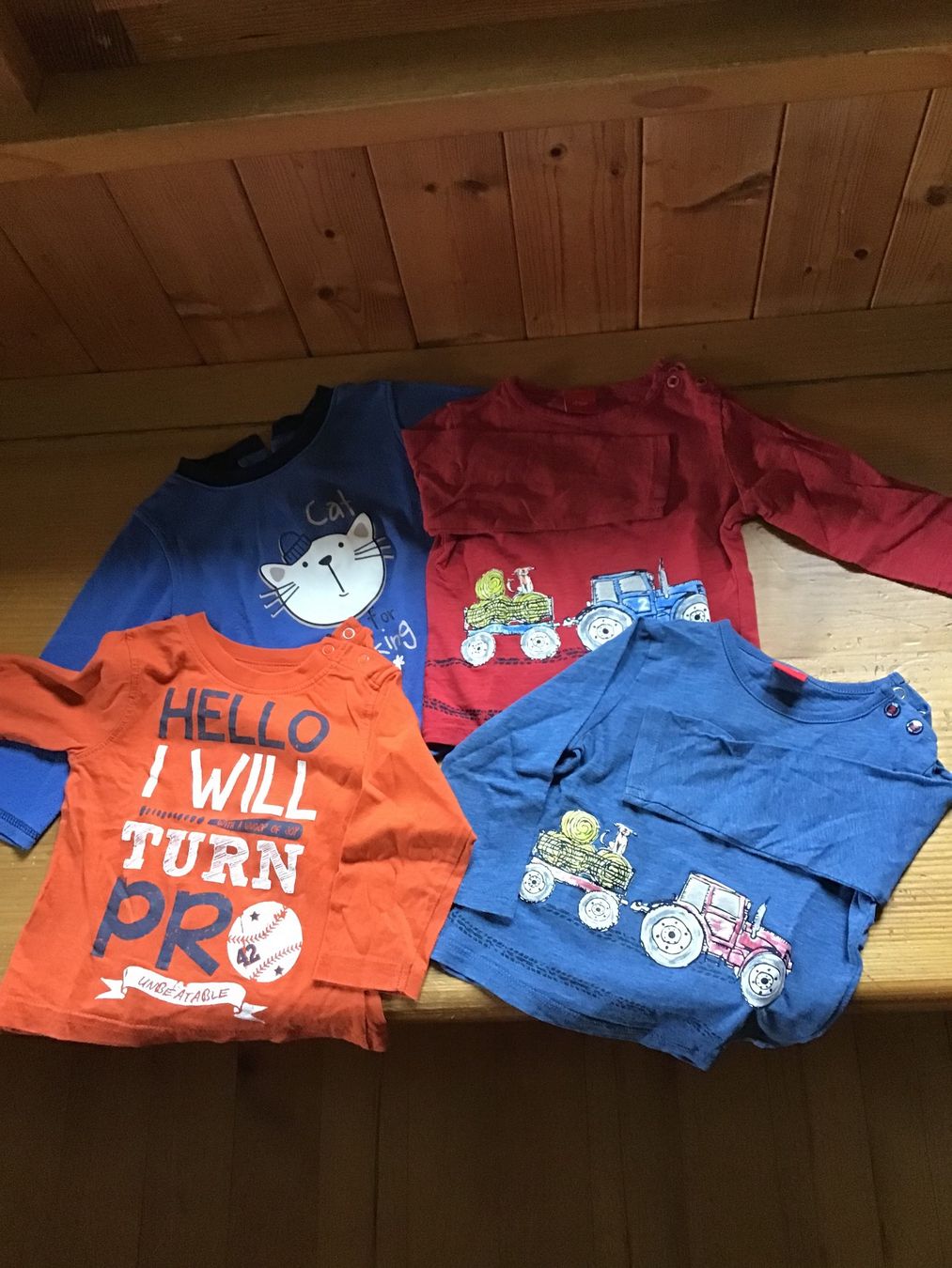 Ensembles coordonnés: Pulli 4x Gr. 74... – D'occasion à Uetendorf par Koh0