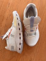 ON Cloudswift White/Orange Running Shoes Size 