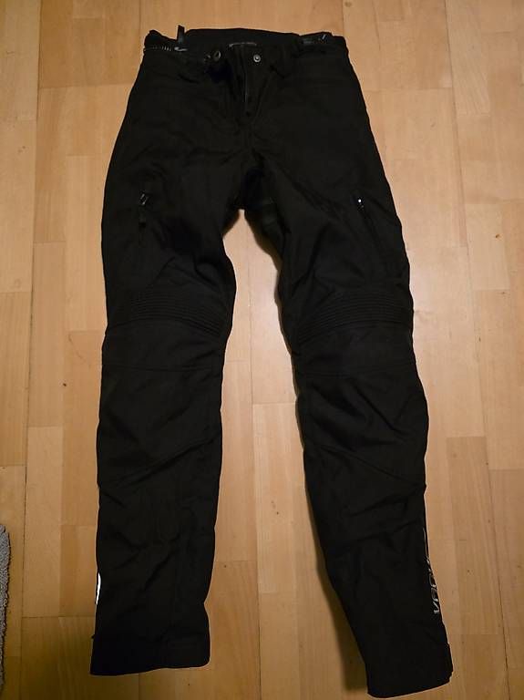 Vanucci Pantaloni: Töffhosen Vanucci schwarz Damen – Nuovo (secondo la descrizione) da Grosswangen venduto da Bitubo 1