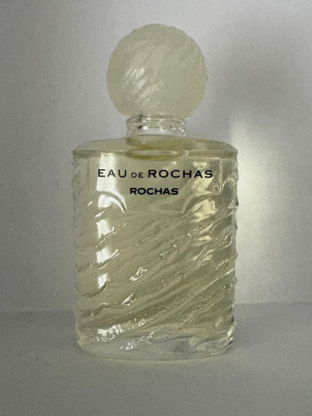 Rochas Parfum & Eau de Toilette: Rochas collection miniature Eau de Rochas vintage 10 ml – Gebraucht aus Crans  Montana von proff