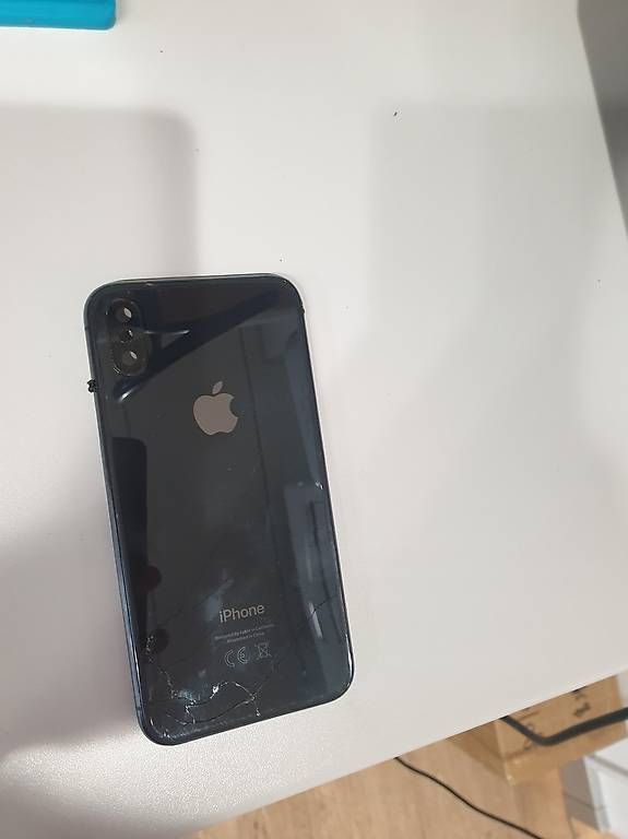 Handys / Smartphones: iPhone x rückseite – Gebraucht aus Zürich von Mic_nzr5