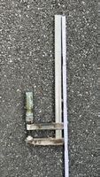 Serre-joint à barre métallique, longueur utile 50 cm