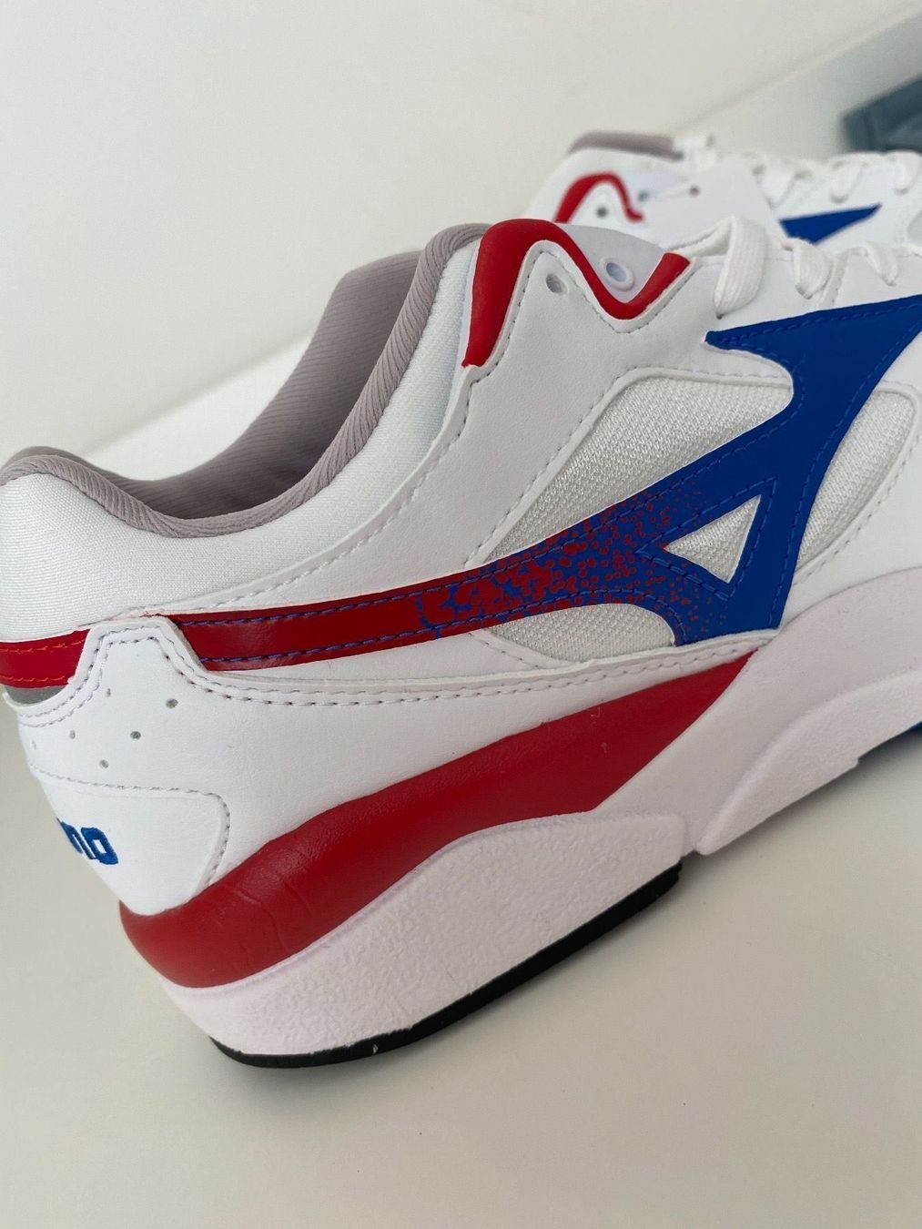 Mizuno Herrenschuhe: MIZUNO SKY MEDAL Sneaker Herren, Gr. 41 – Neu und originalverpackt aus Luzern von falena01 4