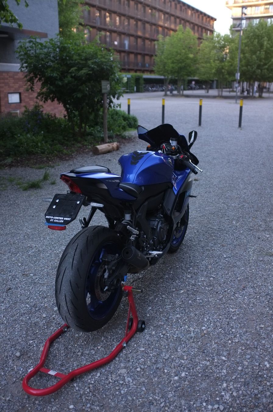 Yamaha Strada: Yamaha YZF-R7 - 2025 - 35kw – Usato da Zürich venduto da jam_2lrx 7