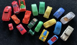 Konvolut Spielzeugautos verschiedene Modelle Kunststoff