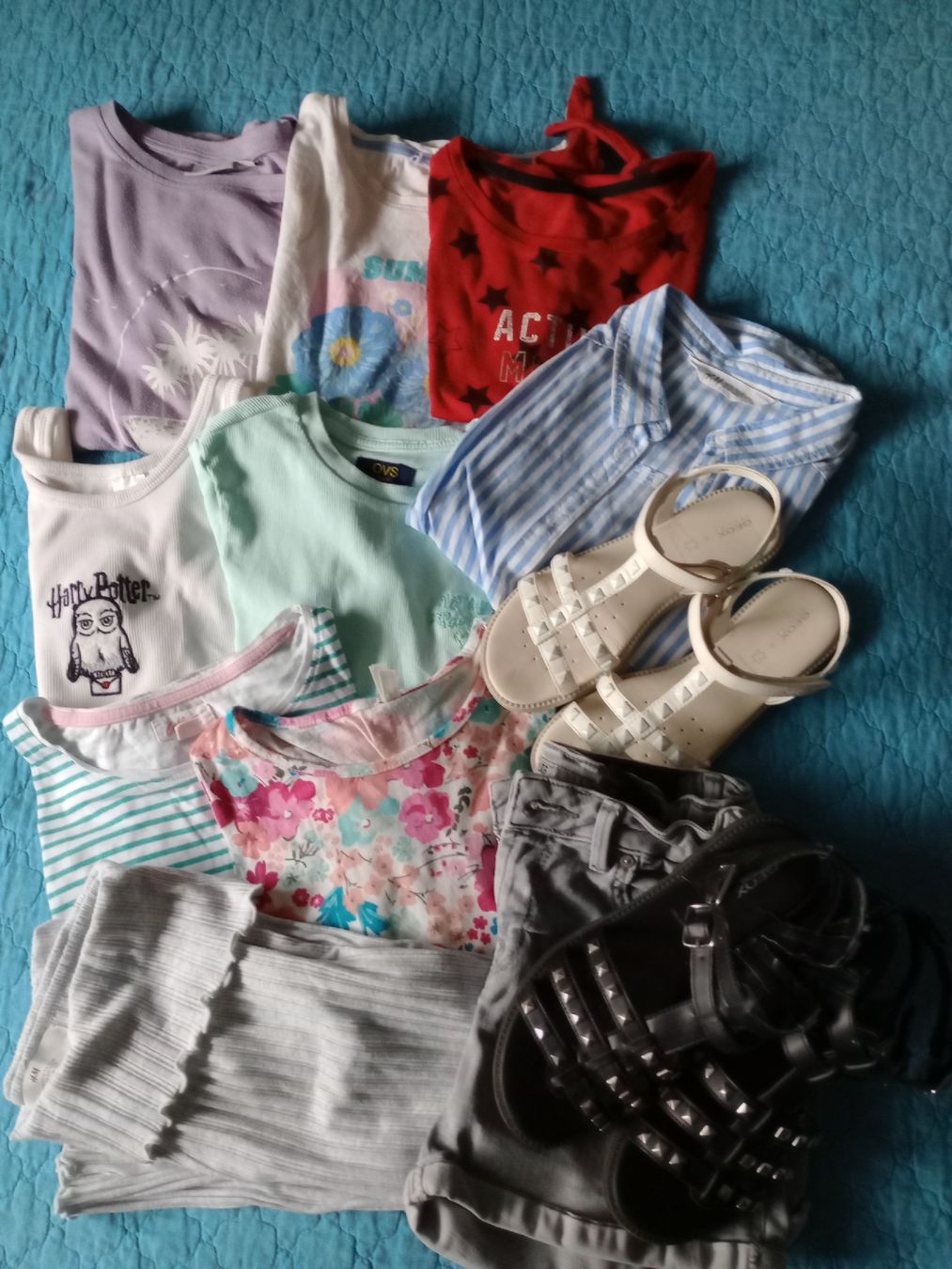 Lotti & Set di vestiti: Sommer Mix gr. 146-152 – Usato da Castel San Pietro venduto da misha05