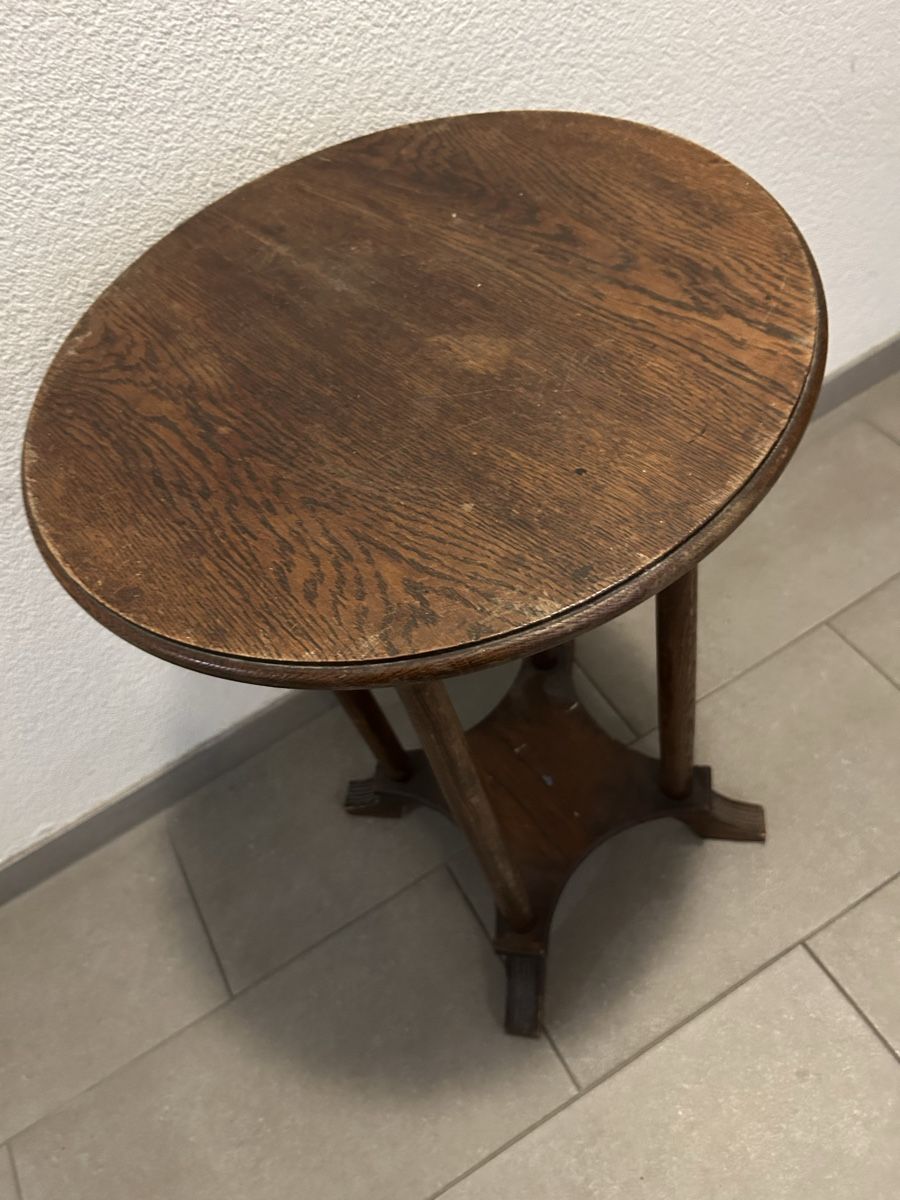 Tavoli: Table d'appoint bois rond ancienne bon état – Usato da Thierrens venduto da Bigla 3