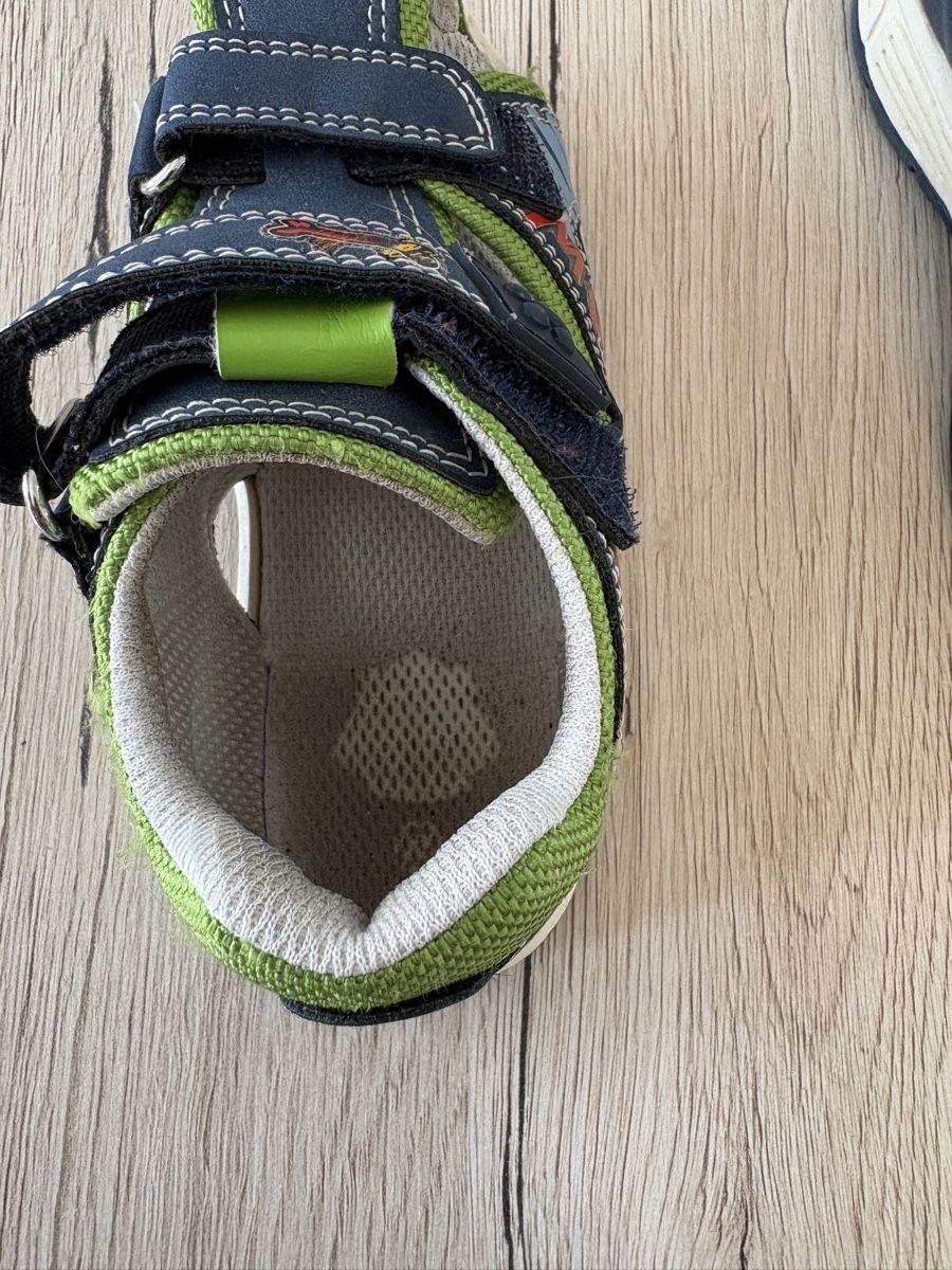 Scarpe per ragazzi: Sandale Grösse 24 – Usato da Greifensee venduto da Dany1989 1