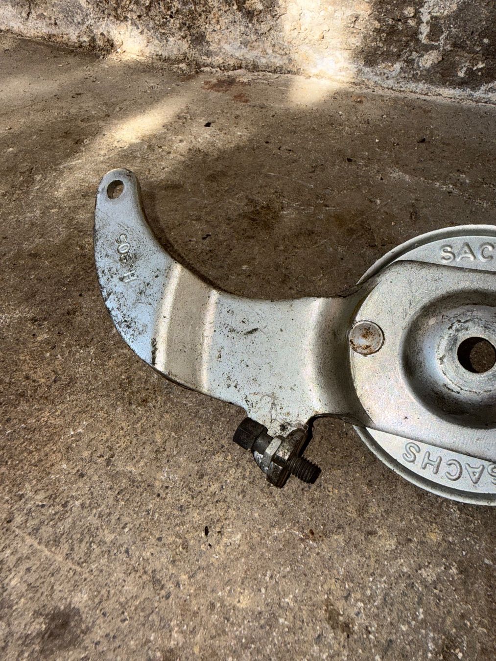 Sachs Pièces pour mobylette: Sachs Mofa Bremsankerplatte – D'occasion à Fahrni b. Thun par berger_tuning34 2