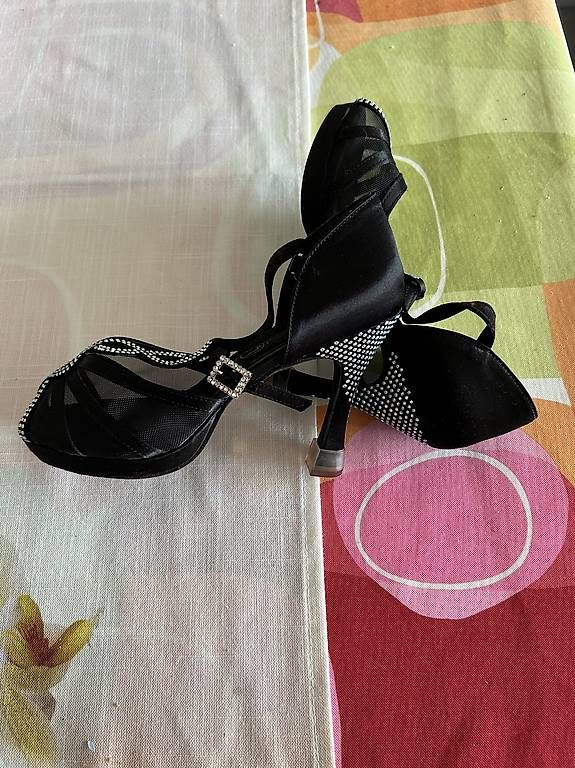 Scarpe da donna: Scarpe da ballo professionali 30 fr – Usato da Lugano venduto da bef_6qcn 2