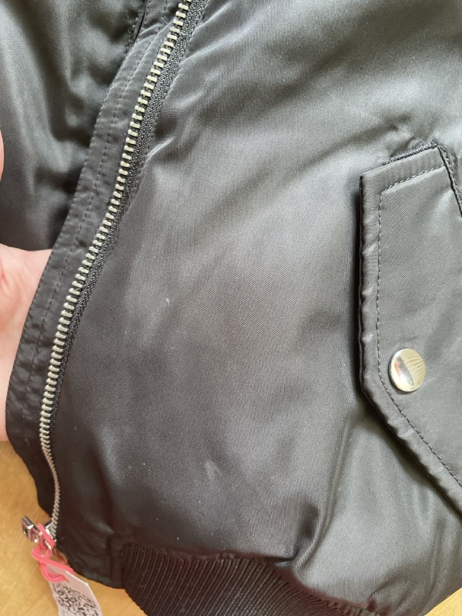 H&M Gilet & Giacche: Schwarze H&M Weste, Top Zustand – Usato da Rüfenacht BE venduto da Edinas_shop 6