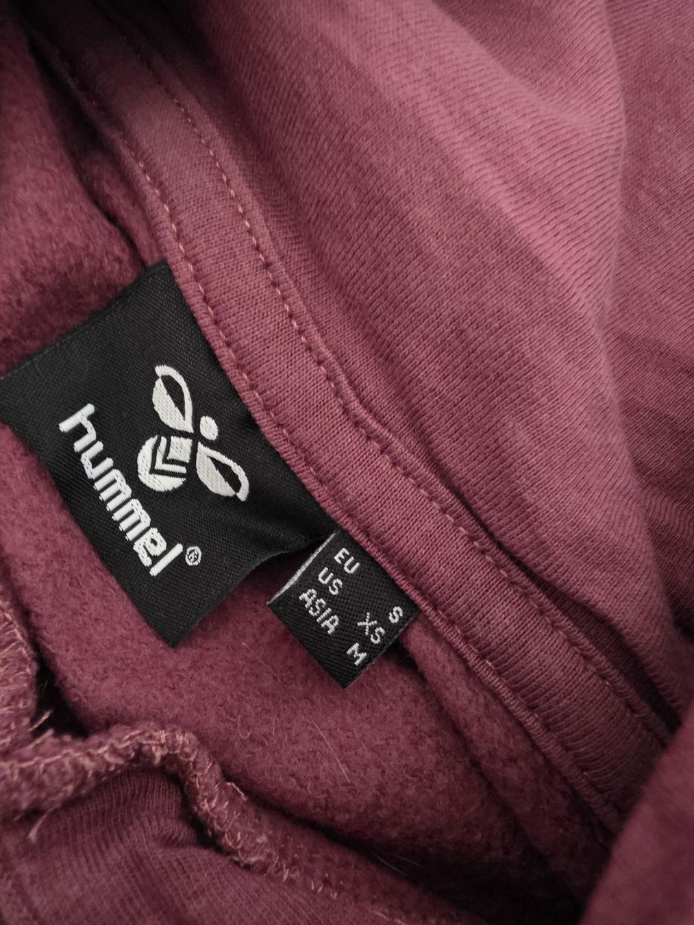 Hummel Maglioni & Felpe: Hummel Kapuzenpullover dunkelrot Grösse S gebraucht – Usato da Wigoltingen venduto da Zuckerfee84 2