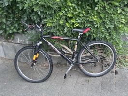 Trek Mountainbike 7000 Modell schwarz guter Zustand