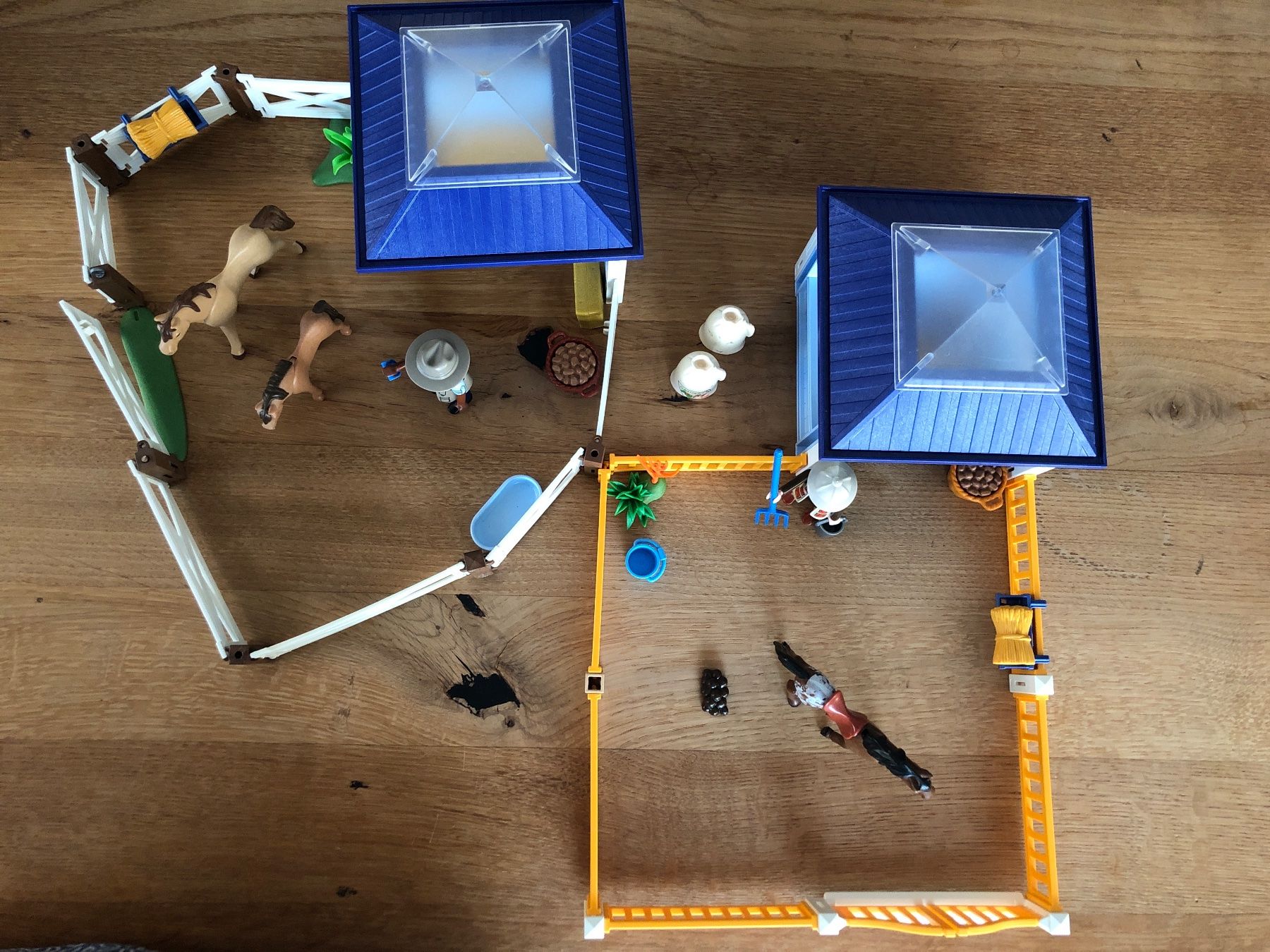 Playmobil Giocattoli: Pferdeset Playmobil – Usato da Reichenburg venduto da Tutti81