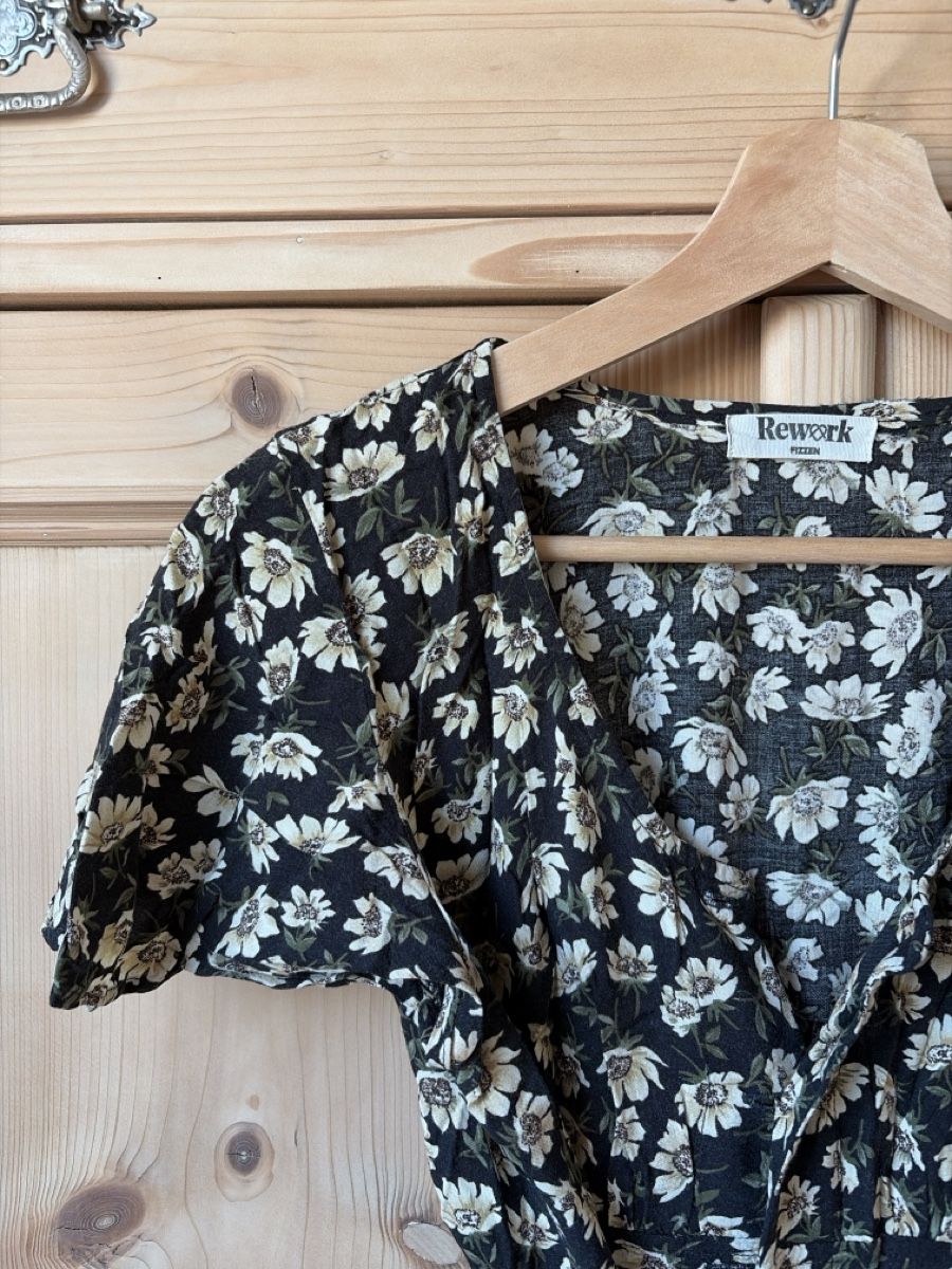 Vestiti: Wickelkleid von Rework – Usato da Oberwil BL venduto da Fialova 3