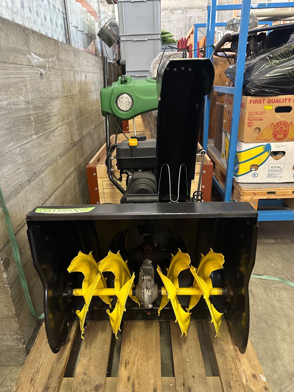 Toutes les machines: Schneefräse Benzin Okay – D'occasion à Adliswil par HarbourHouse1