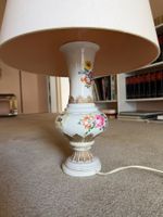 Meissen Tischlampe Schwertermarke Blumenmalerei Gold Prunk