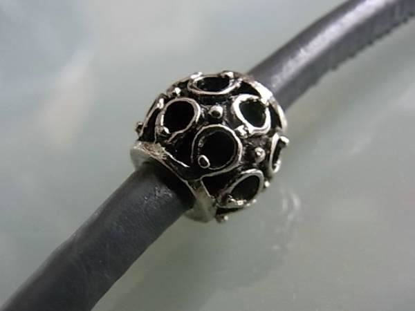 Perle (finte): Perle Metall mit 5mm Loch  gross – Nuovo (secondo la descrizione) da Alpnachstad venduto da perlengaby 2