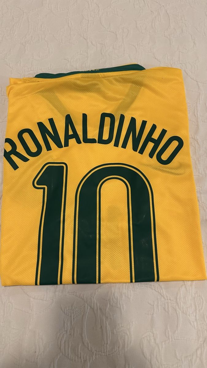 Leibchen & Hosen: Brasil 2006 WC - Ronaldinho 10 – Neu (gemäss Beschreibung) aus Oberrieden von jon_5cl2 5