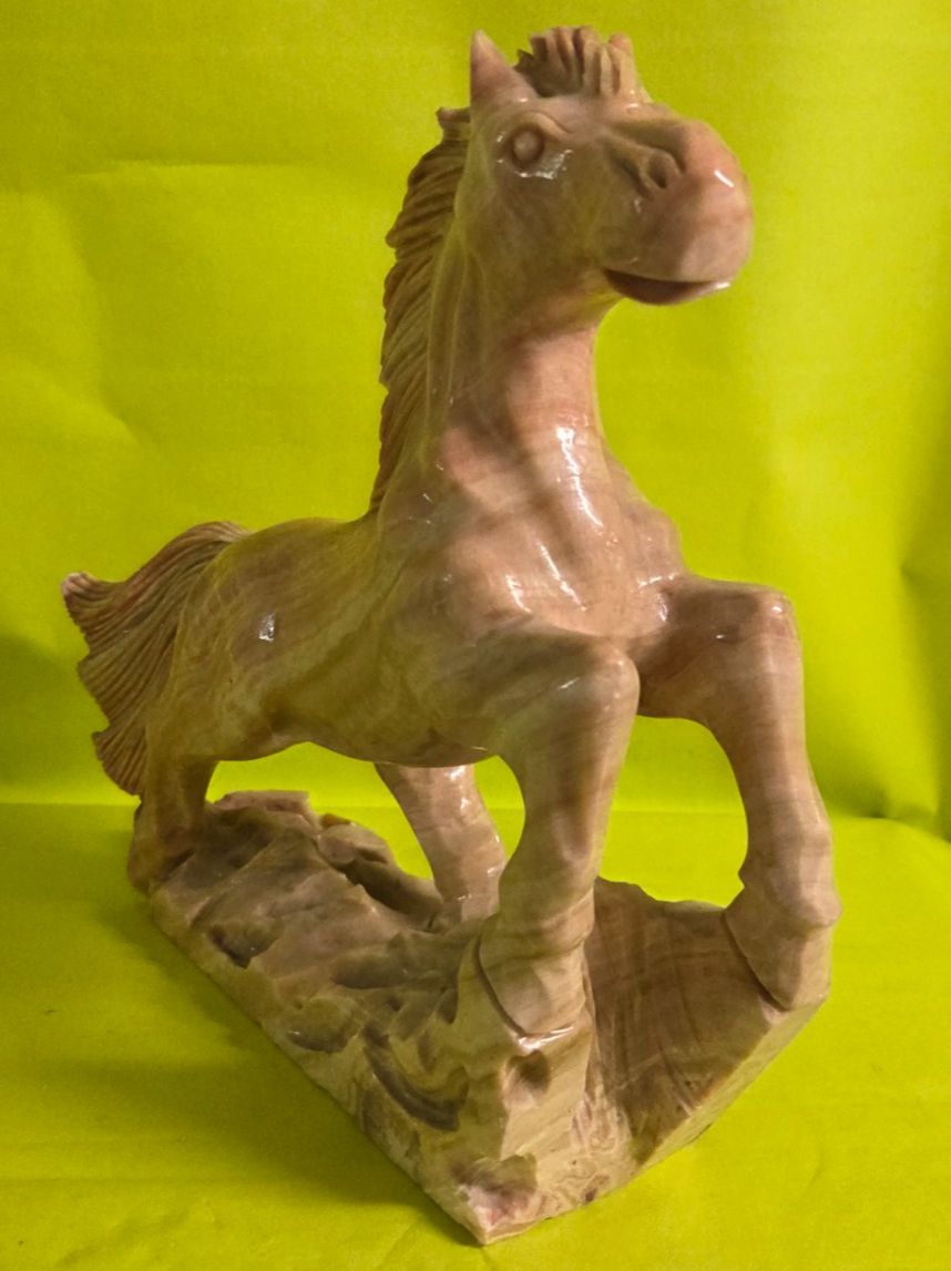 Sculture & Statue: Pferd 35cm aus Marmor – Nuovo (secondo la descrizione) da Roggliswil venduto da Mabelco 2