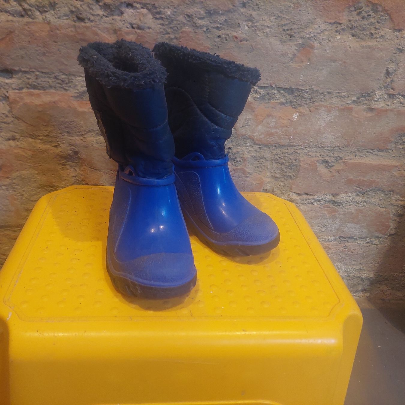 Scarpe per ragazzi: Gummistiefel – Usato da Hinwil venduto da pas_pgd5