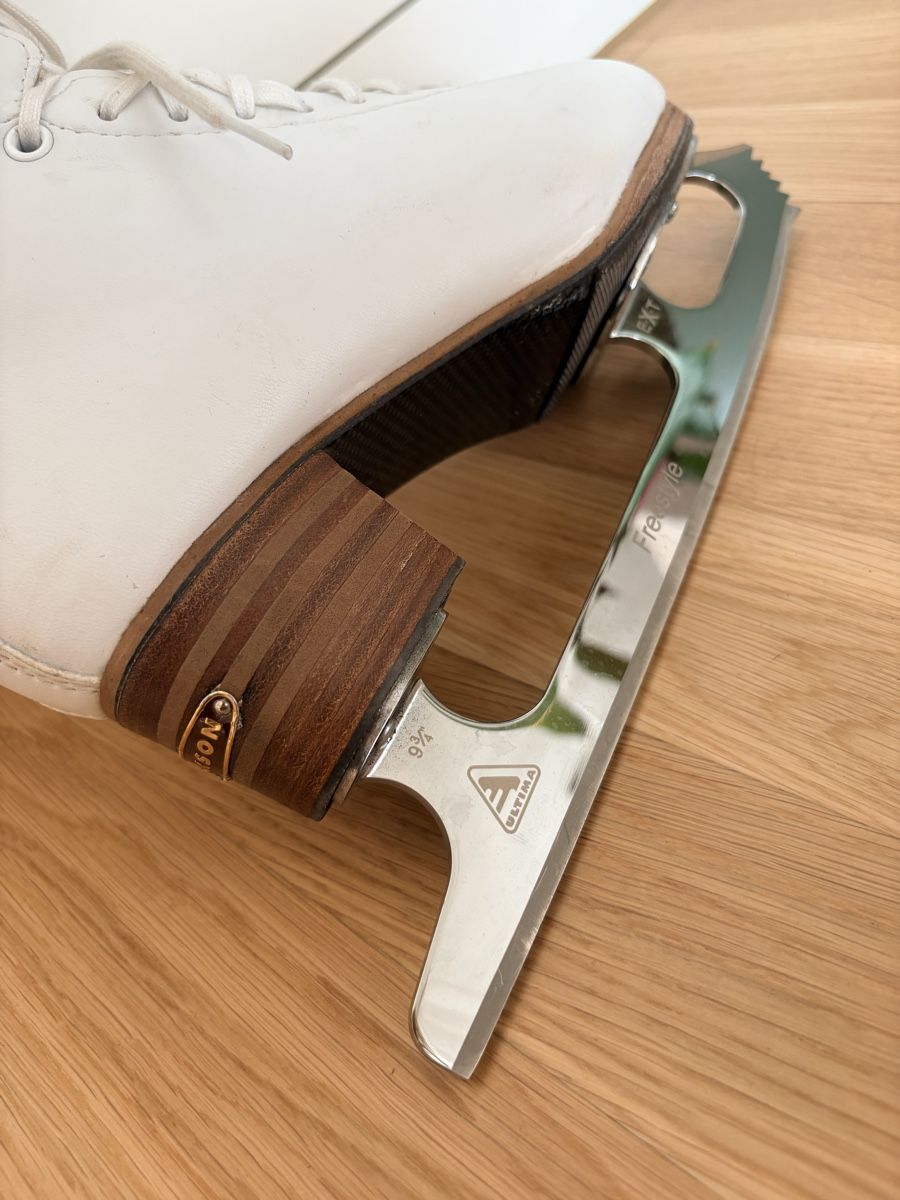 Jackson Schlittschuhe: Jackson Elite 5200 – Gebraucht aus Ottenbach von larissasimon 2