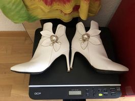 weisse Pumps Grösse 40